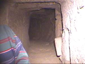 Connecting passageway of the Bent Pyramid of Dahshur - Copyright 2000 - Andrew Bayuk - All Rights Reserved